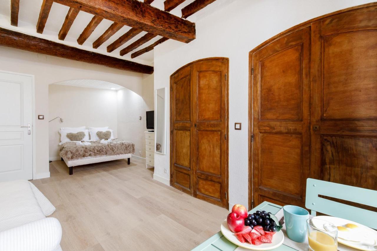Panisse Yourhosthelper Apartment